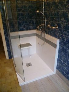 Fabrication de bacs à douche + cloisons